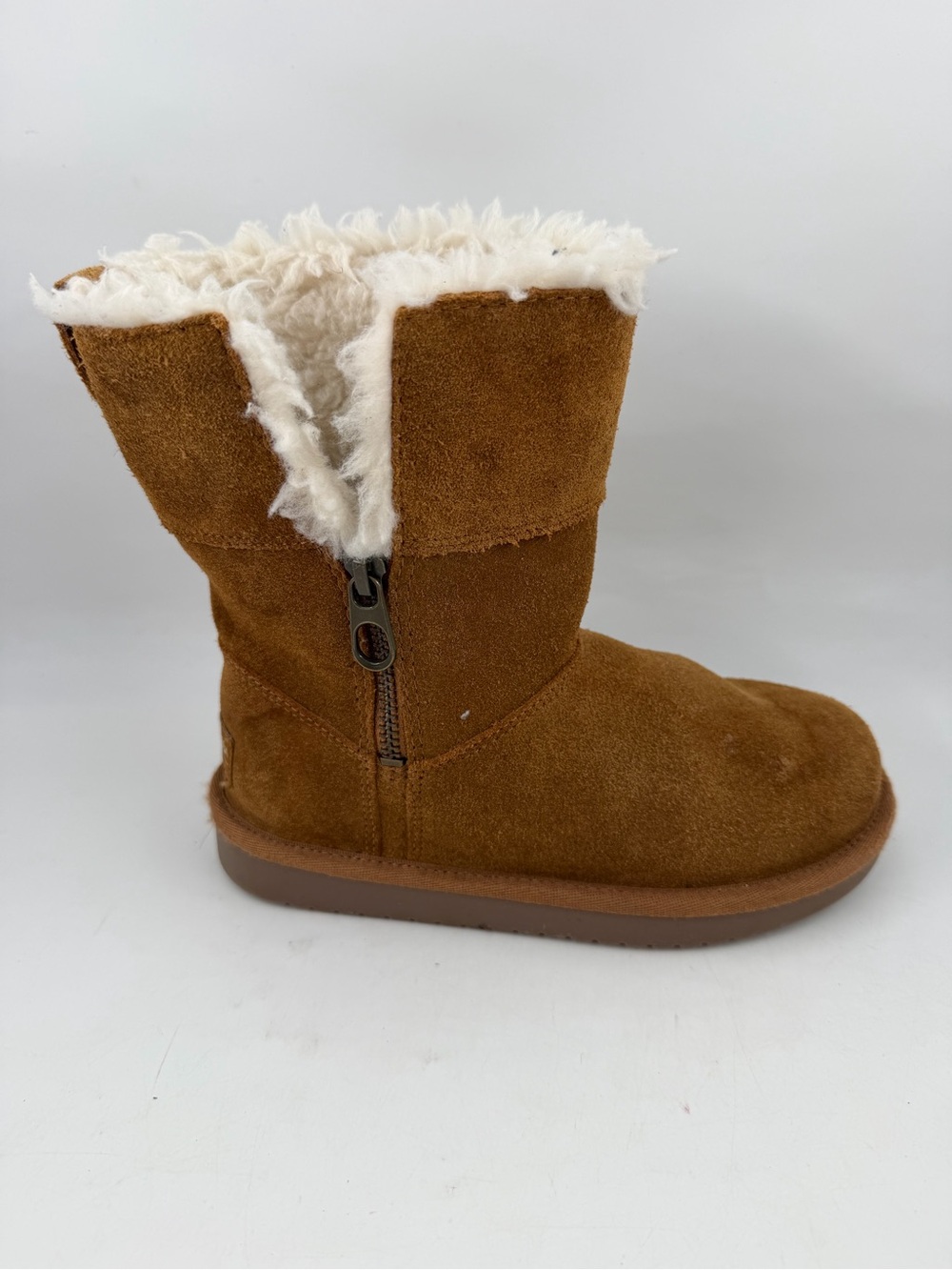 Koolaburra by Ugg Kids Aribel Short - SZ 13- Chestnut Tan Insulated Winter Boots